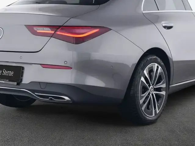 Mercedes-Benz CLA 180