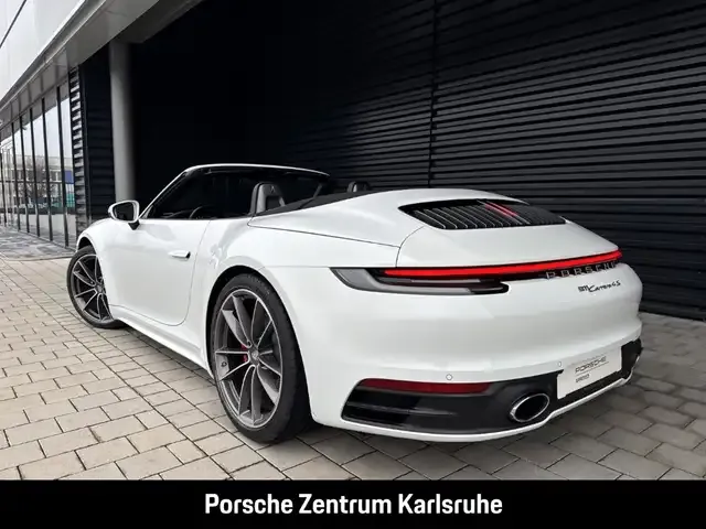 Porsche 992