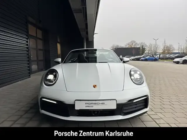 Porsche 992