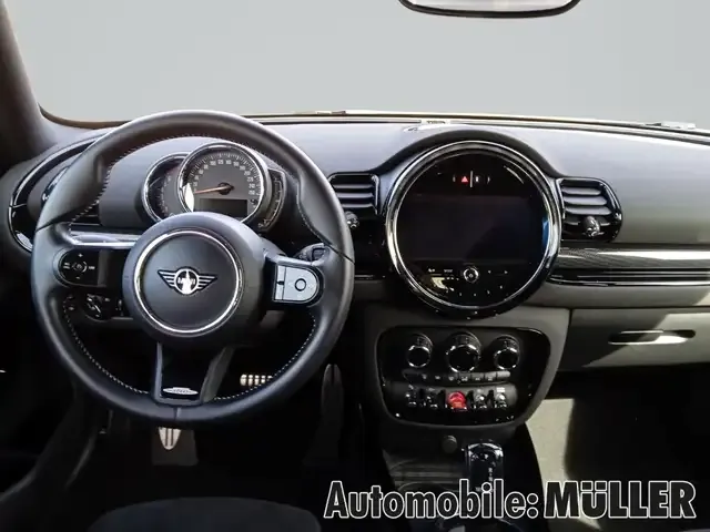 MINI Cooper Clubman