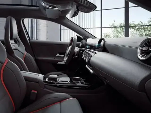 Mercedes-Benz A 45 AMG