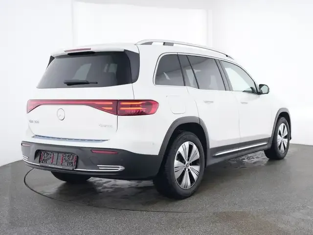 Mercedes-Benz EQB 300