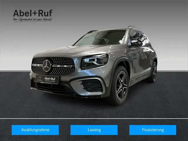 Mercedes-Benz GLB 200