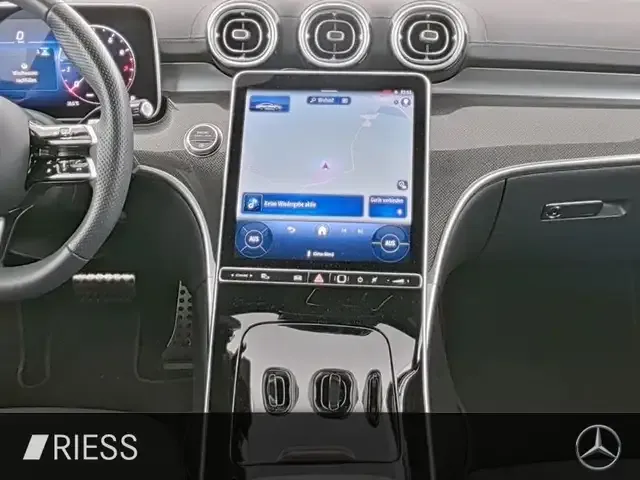 Mercedes-Benz CLE 200