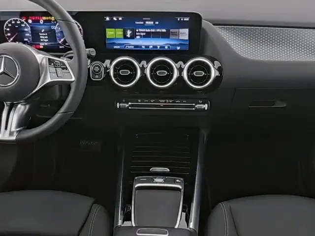 Mercedes-Benz B 180