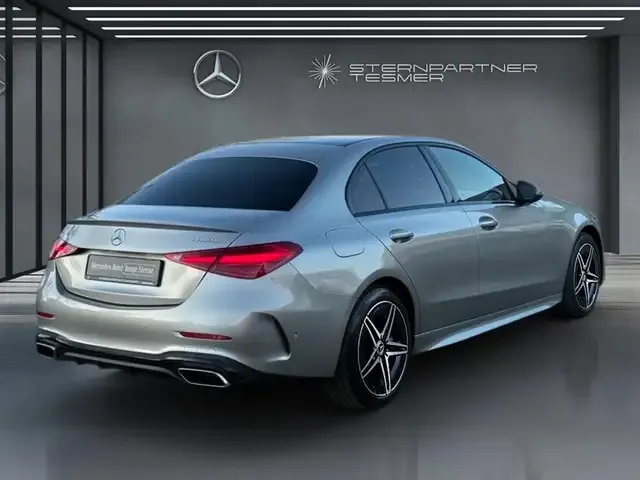 Mercedes-Benz C 400