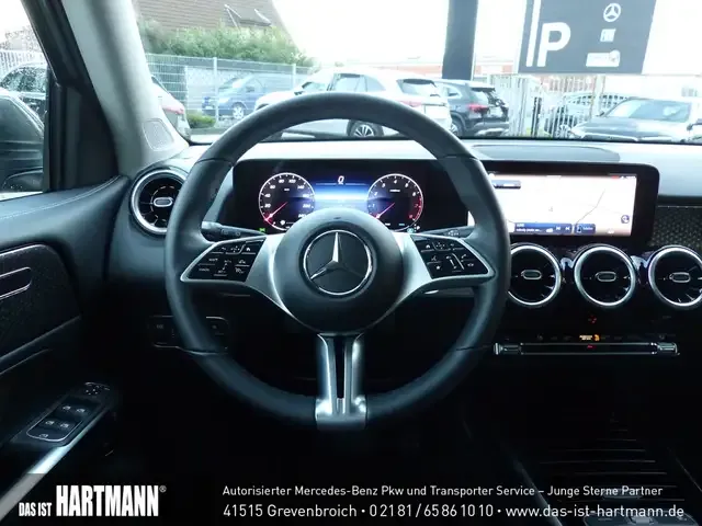 Mercedes-Benz GLB 180