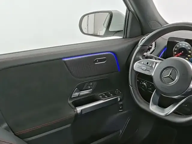 Mercedes-Benz EQB 250
