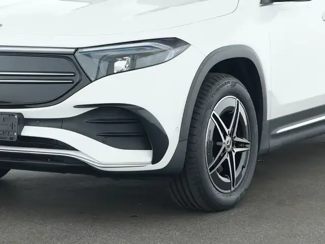 Mercedes-Benz EQB 250