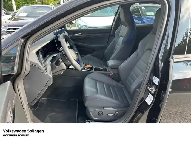 Volkswagen Golf R