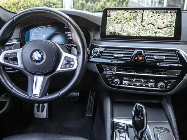 BMW 530