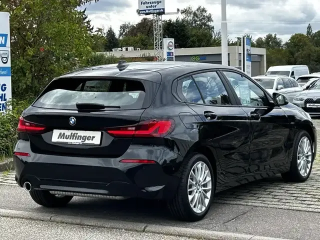 BMW 118