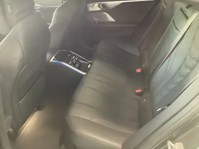 BMW M850