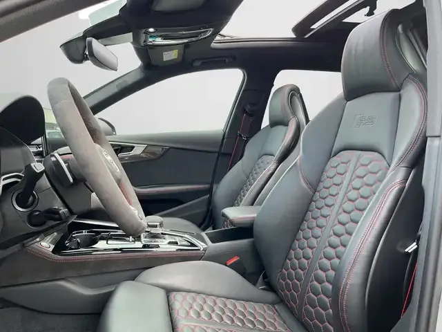 Audi RS4