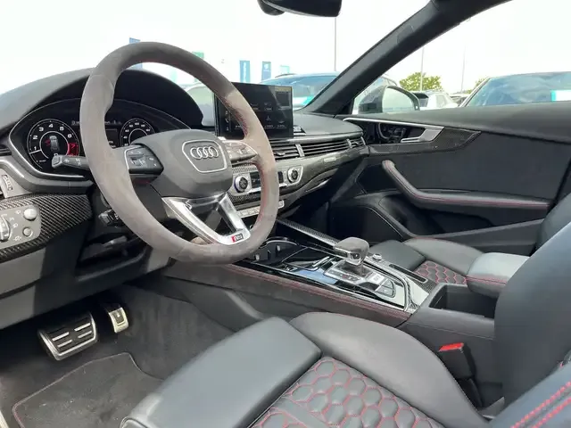 Audi RS4
