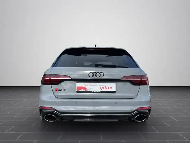 Audi RS4