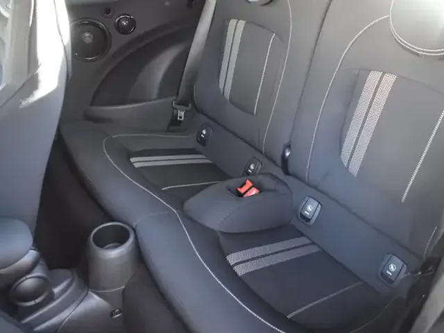 MINI John Cooper Works Cabrio