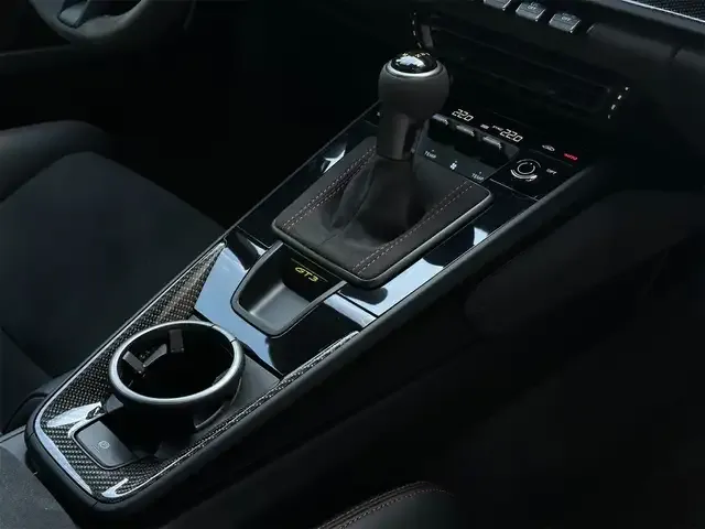 Porsche 992