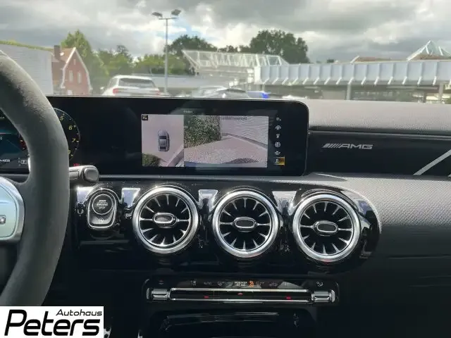 Mercedes-Benz A 35 AMG