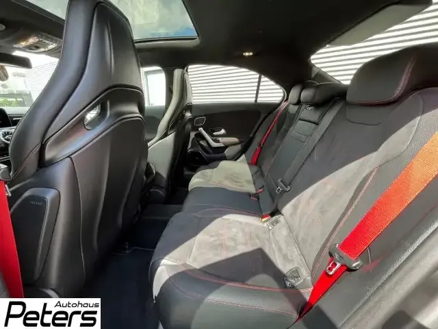 Mercedes-Benz A 35 AMG