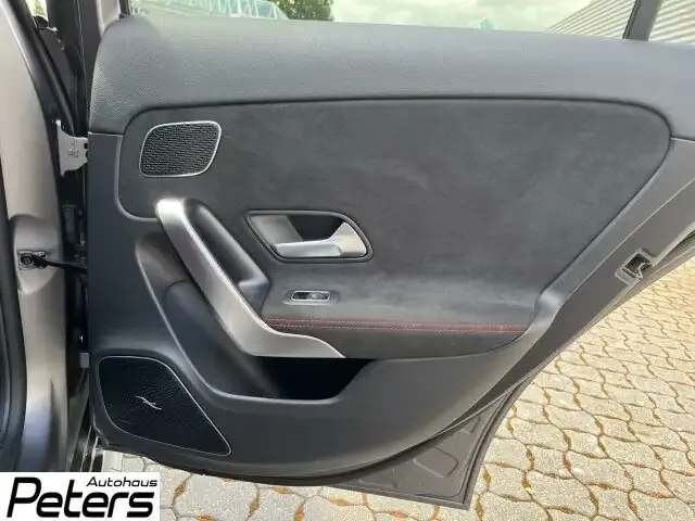 Mercedes-Benz A 35 AMG
