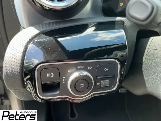 Mercedes-Benz A 35 AMG