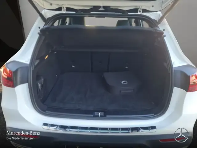 Mercedes-Benz EQA 300