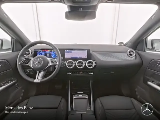 Mercedes-Benz EQA 300