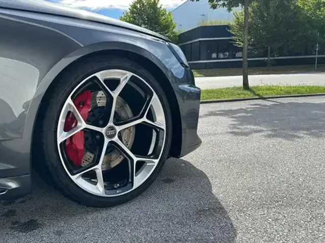 Audi RS4