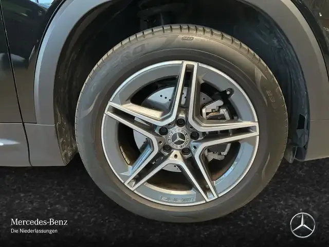 Mercedes-Benz GLB 180