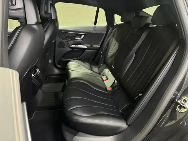 Mercedes-Benz EQE 300