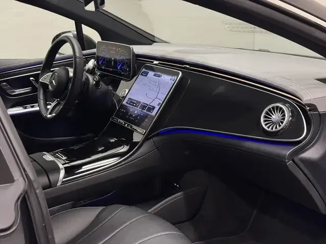 Mercedes-Benz EQE 300