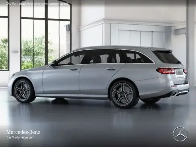 Mercedes-Benz E 300