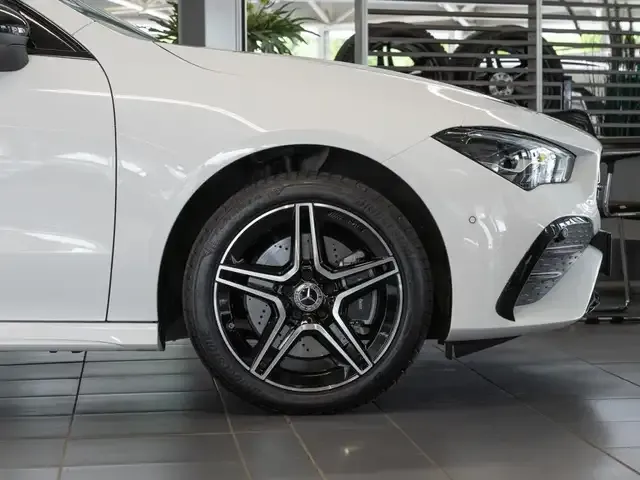 Mercedes-Benz CLA 250