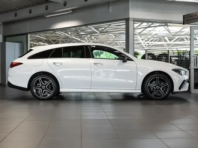 Mercedes-Benz CLA 250