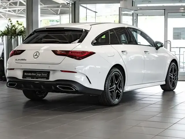Mercedes-Benz CLA 250