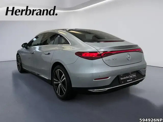 Mercedes-Benz EQE 300