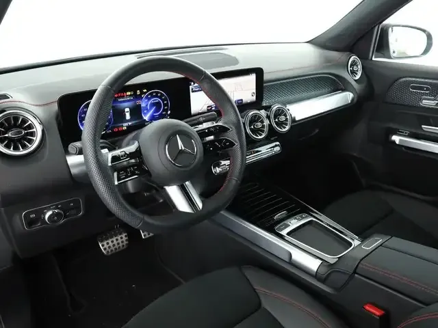 Mercedes-Benz EQB 300