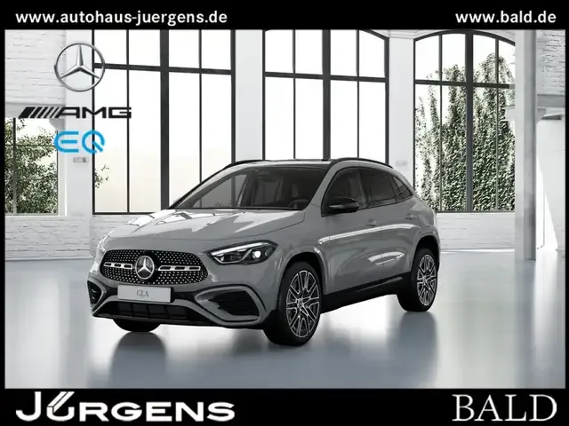 Mercedes-Benz GLA 220