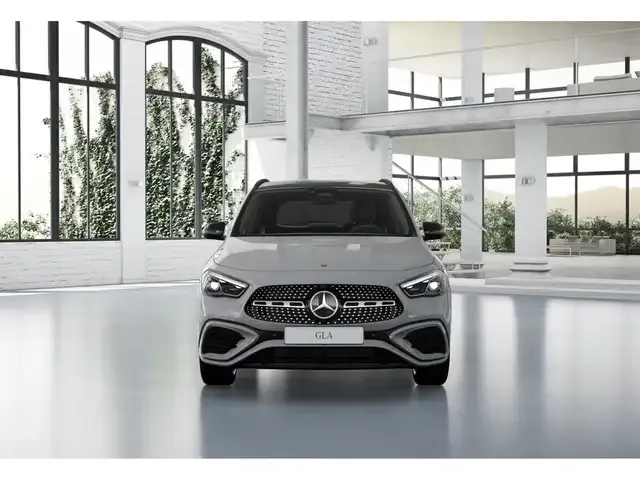 Mercedes-Benz GLA 220