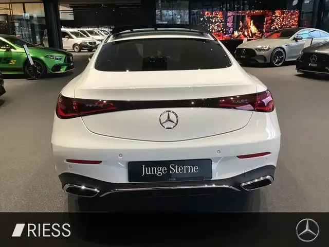 Mercedes-Benz CLE 300