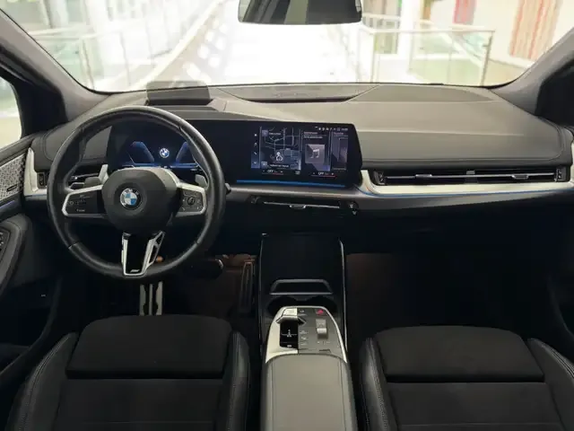 BMW 220