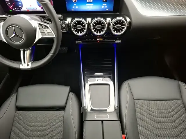 Mercedes-Benz GLA 180