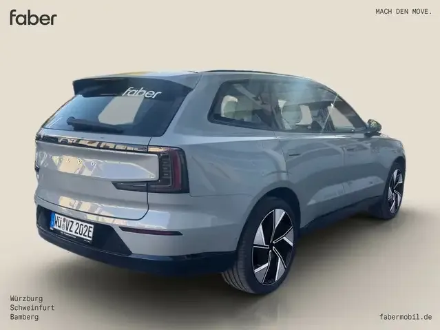 Volvo EX90