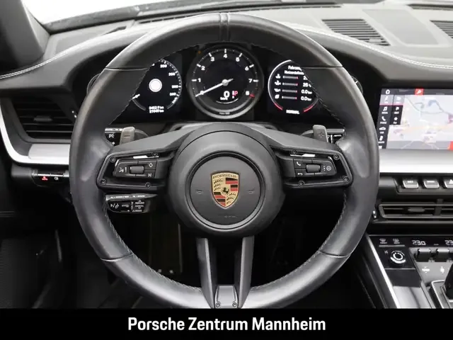 Porsche 992