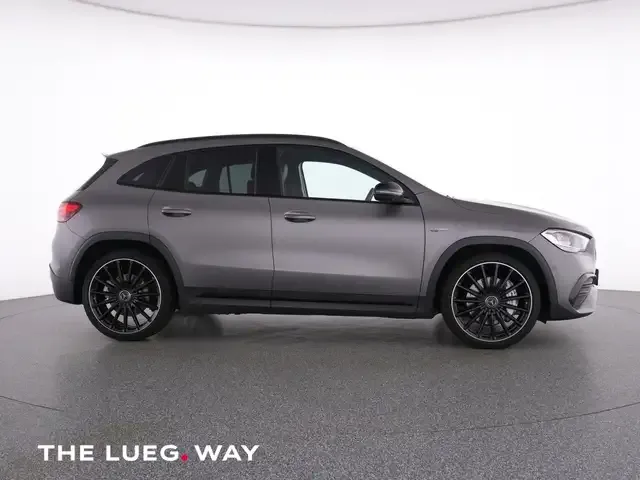 Mercedes-Benz A 35 AMG