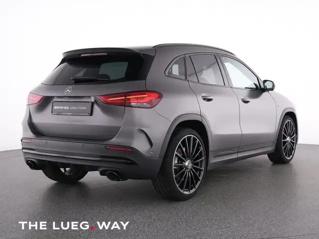 Mercedes-Benz A 35 AMG