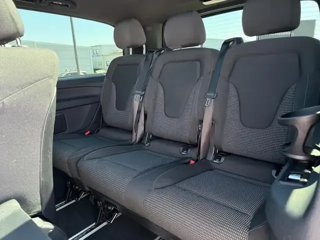 Mercedes-Benz V 250