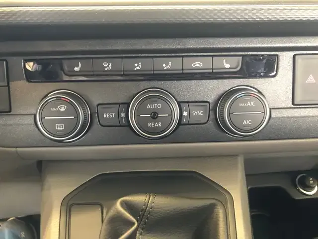 Volkswagen T6.1 Caravelle