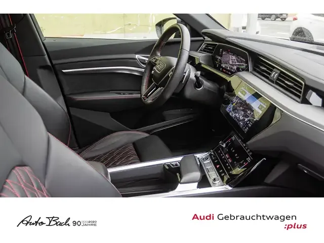 Audi Q8 e-tron